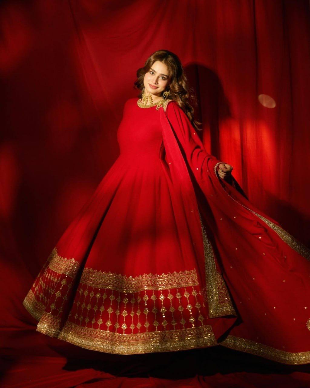 Manjari Vichitra Silk Thread & Sequins Embroidered Gown with Pant & Dupatta