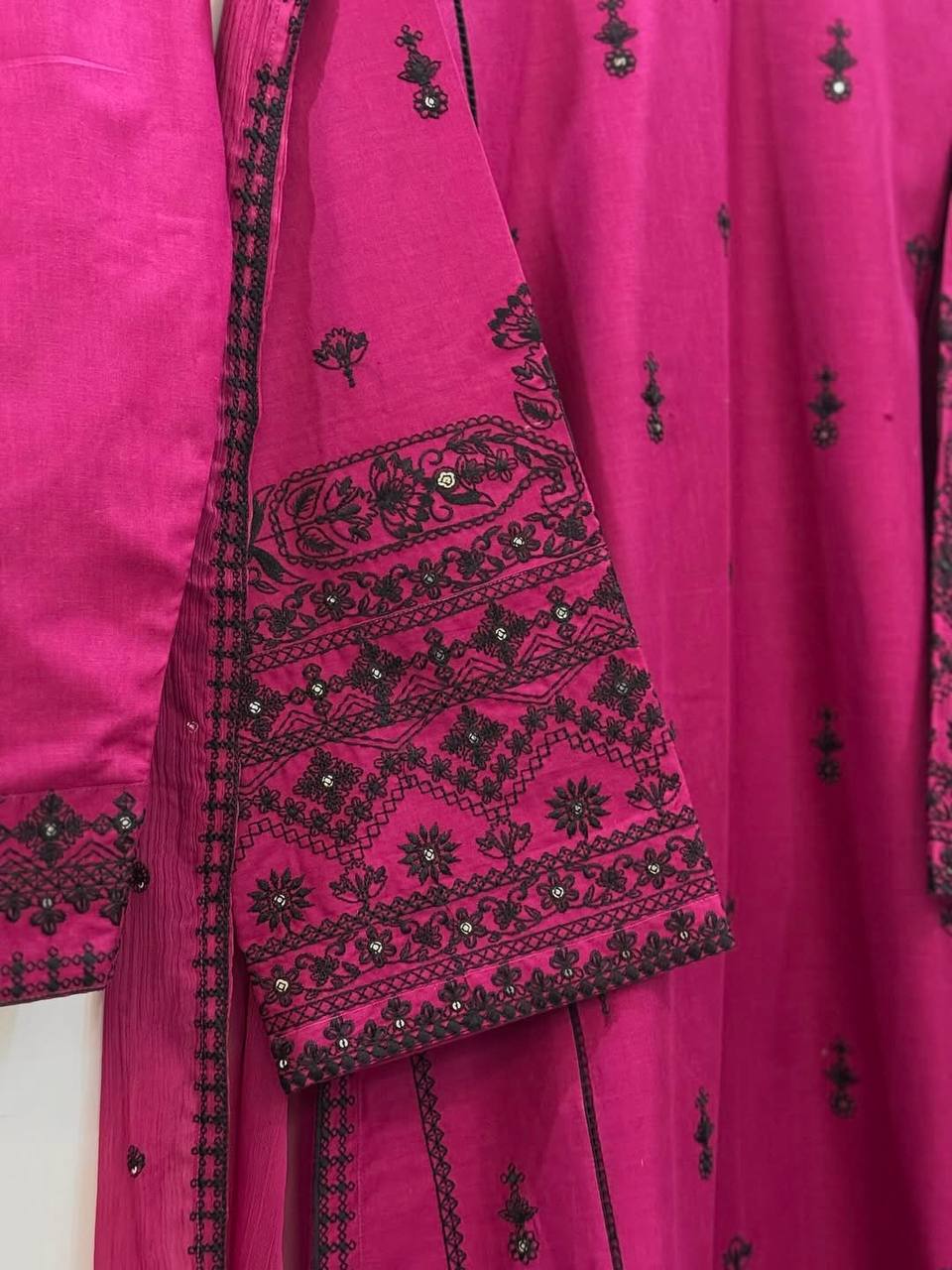 Pink Designer Rayon Cotton Suit Set with Thread & Sequin WorkFG