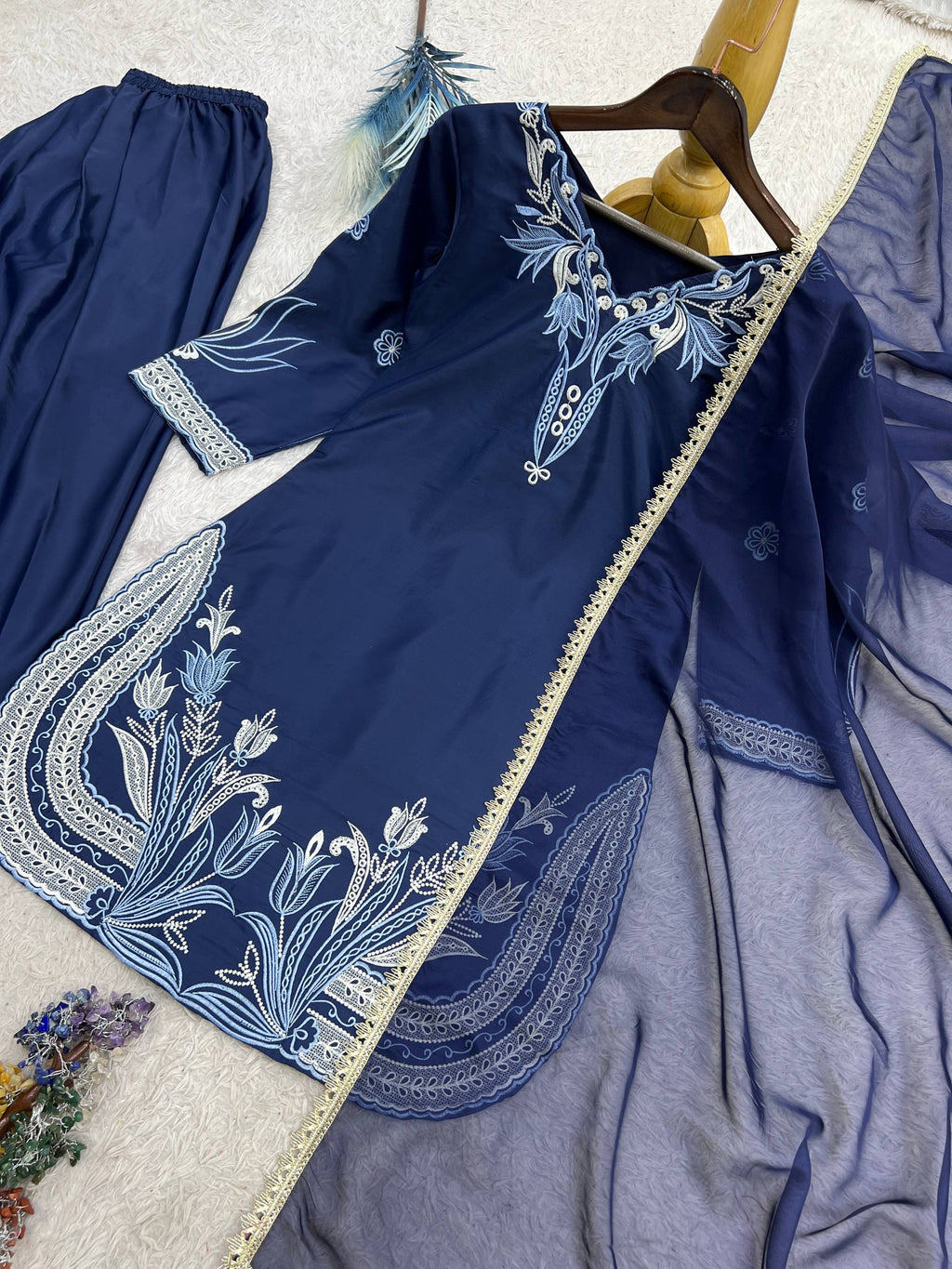 Zariya Biscuit Slub Pakistani Style Farshi Salwar Set