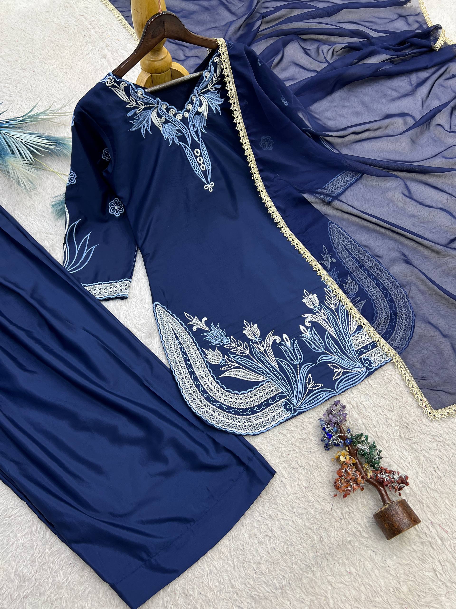 Zariya Biscuit Slub Pakistani Style Farshi Salwar Set