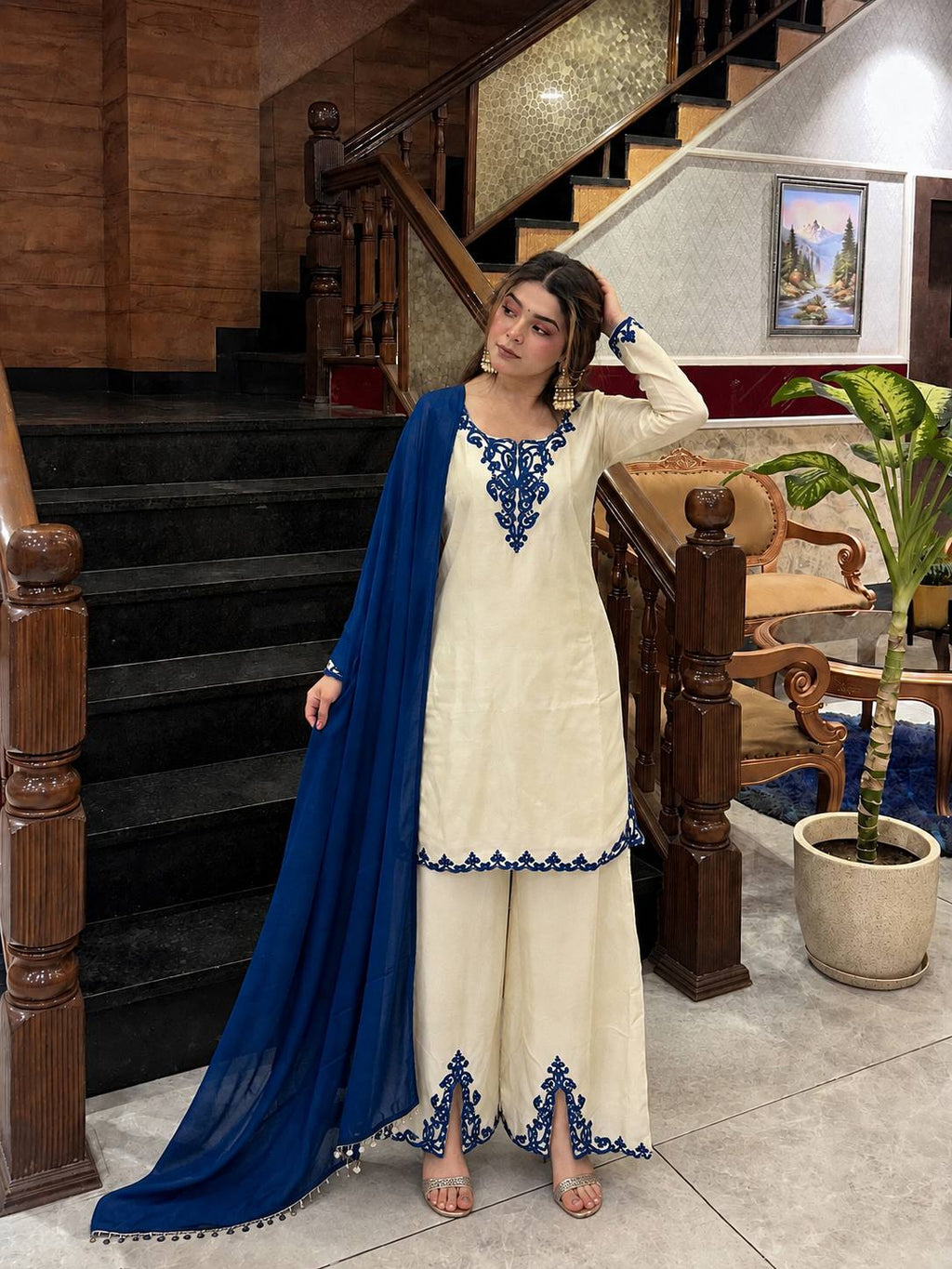 Elviora Jarman Chinon Embroidered Kurta Palazzo Set