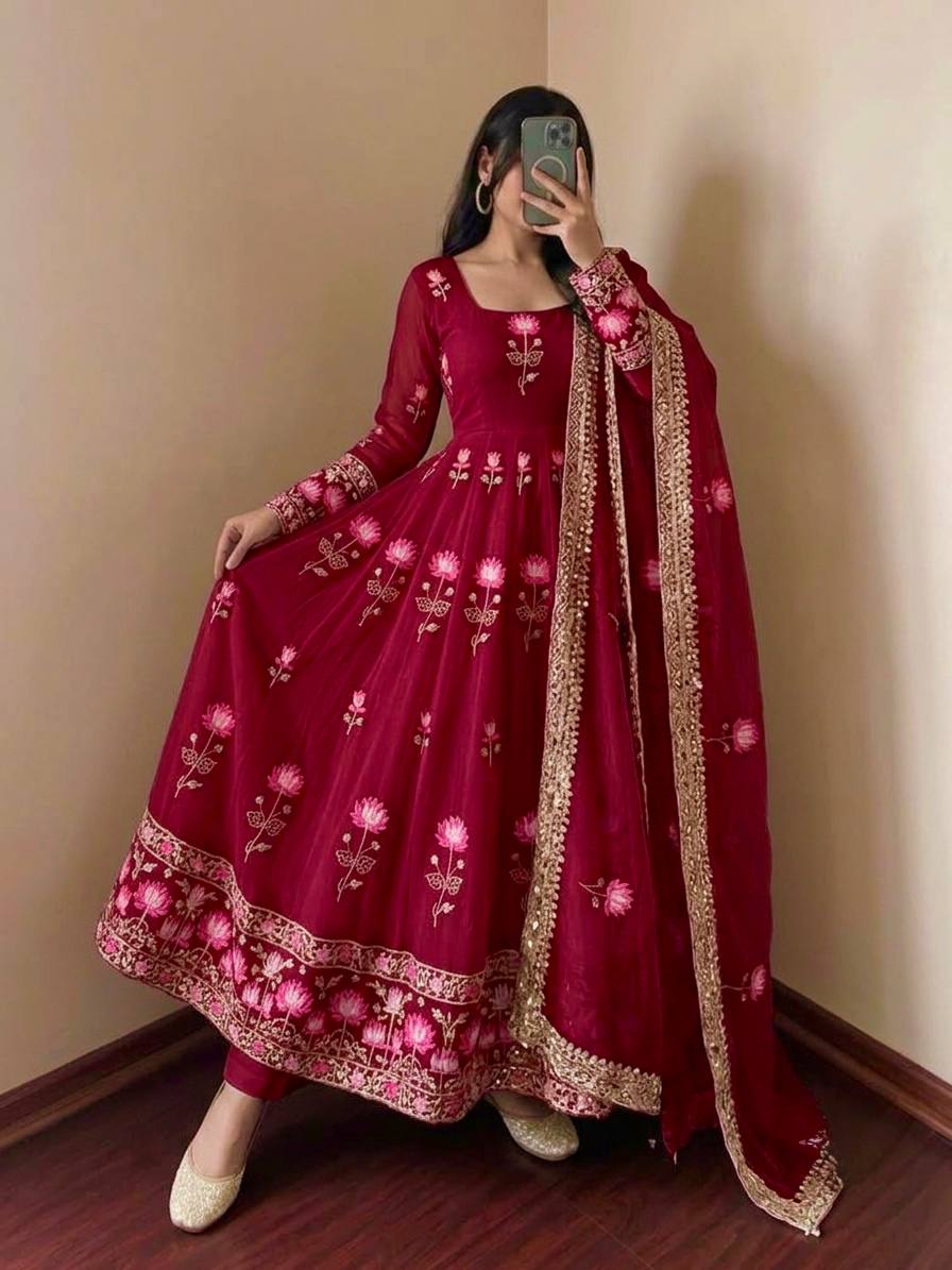 Aarzoo Fendy Silk Sequin Embroidered Bridesmaids Gown Set