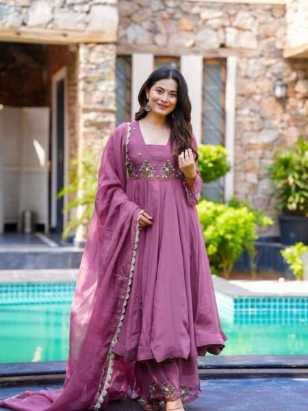 Beautiful Georgette 3 Pc Gown Set With Thread Embroidery For Women