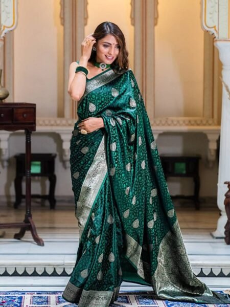 Beautiful Green Lichi Silk Saree & Blouse with Jacquard Work