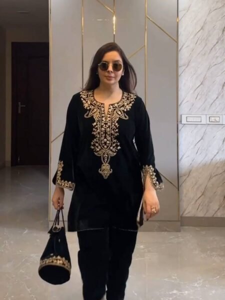 Zoya Black Viscose Velvet Heavy Embroidery Kurta & Bottom