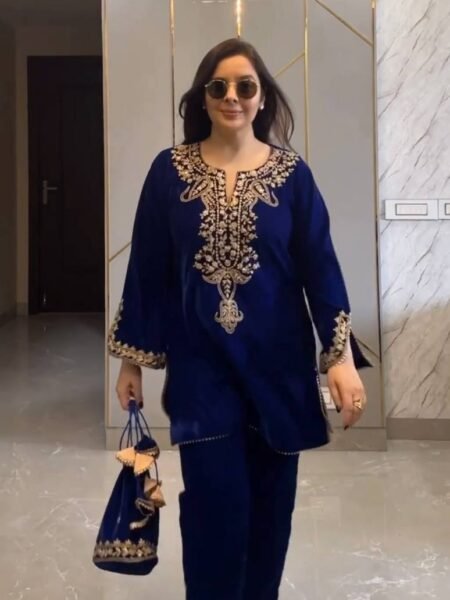 Zoya Blue Viscose Velvet Heavy Embroidery Kurta & Bottom